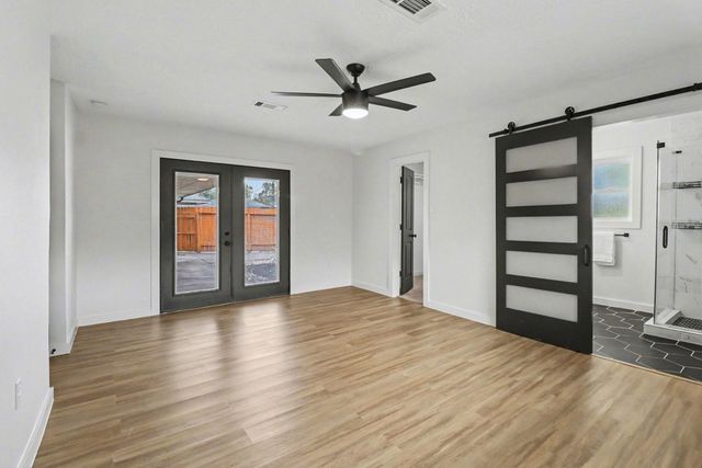 5814 Braesheather Drive, Houston, TX 77096