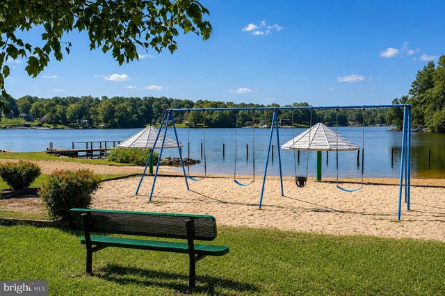 76 CLEAR WATER LN, Louisa, VA 23093