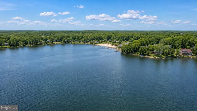 76 CLEAR WATER LN, Louisa, VA 23093