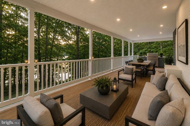 76 CLEAR WATER LN, Louisa, VA 23093