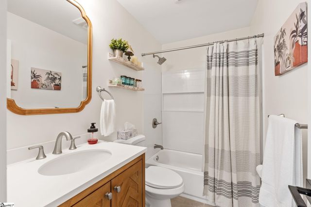 7 Lark Street, Greenville, SC 29607