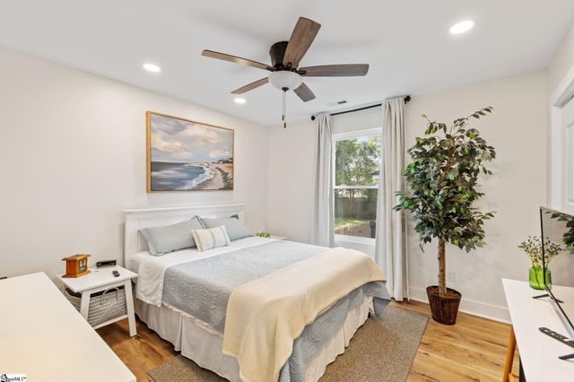 7 Lark Street, Greenville, SC 29607