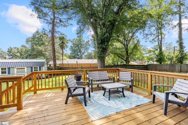 7 Lark Street, Greenville, SC 29607