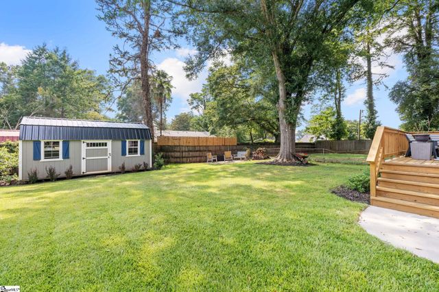 7 Lark Street, Greenville, SC 29607