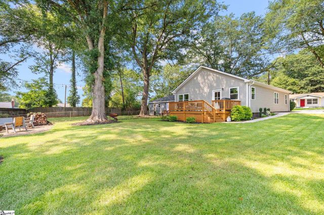 7 Lark Street, Greenville, SC 29607