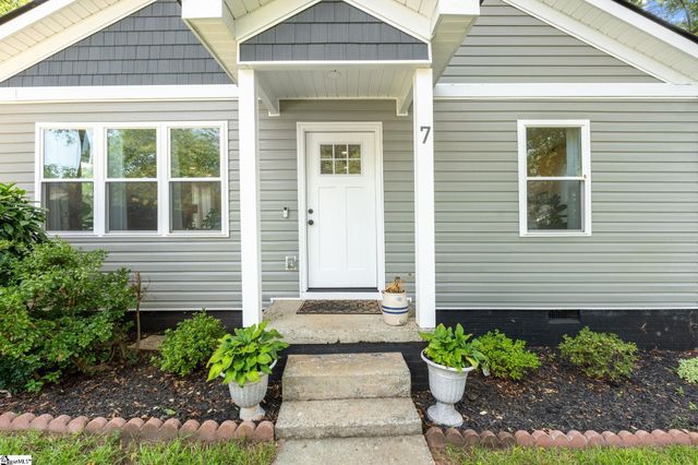 7 Lark Street, Greenville, SC 29607