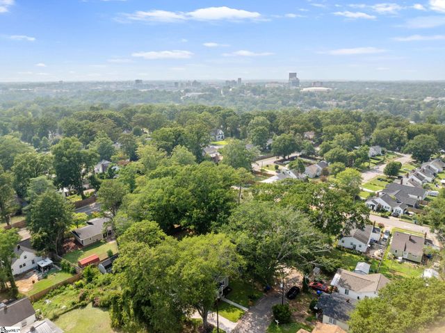 7 Lark Street, Greenville, SC 29607
