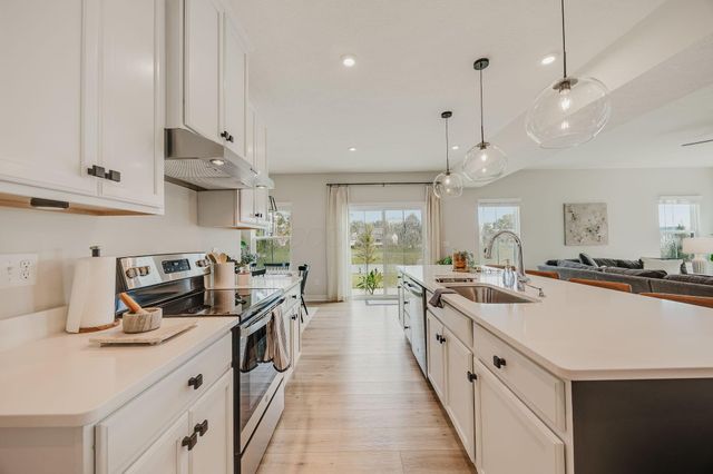 1236 Portrush Drive, Sunbury, OH 43074