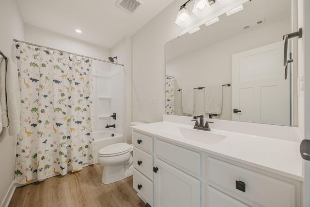 1236 Portrush Drive, Sunbury, OH 43074