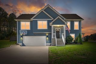 504 Vale Ct, Clarksville, TN 37042
