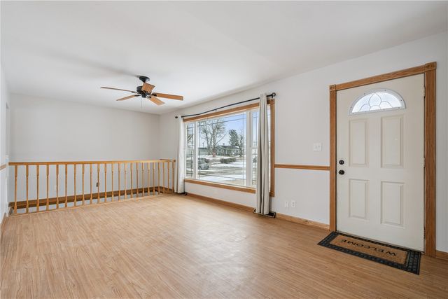 1960 27th Street, Marion, IA 52302