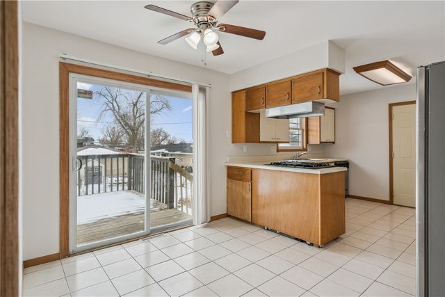 1960 27th Street, Marion, IA 52302