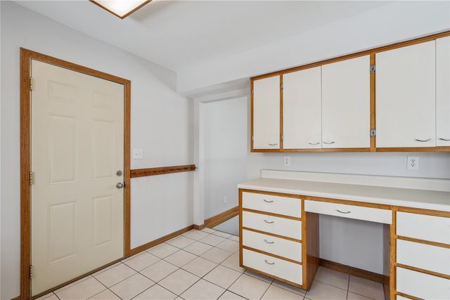 1960 27th Street, Marion, IA 52302