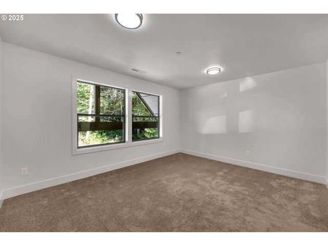 36405 Ne 267TH St, Yacolt, WA 98675