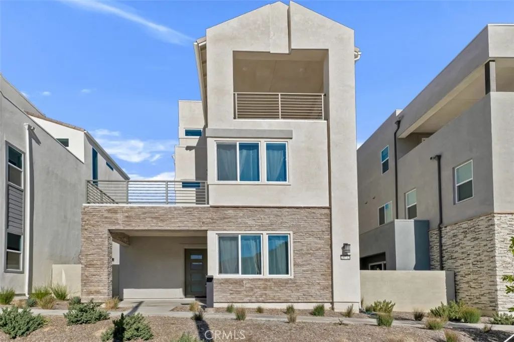 26712 Afton Lane, Valencia, CA 91381