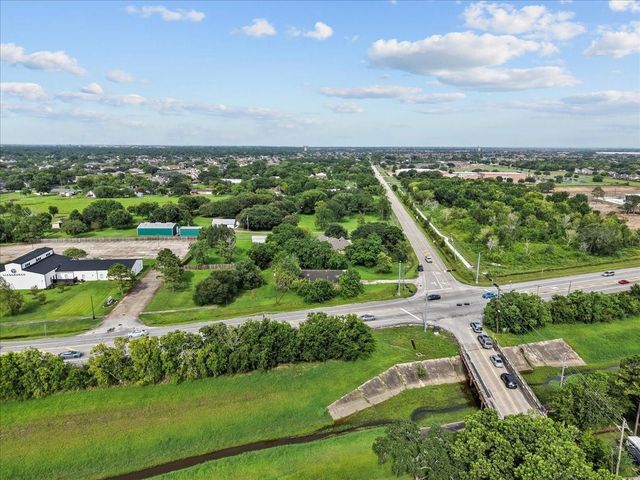 2201 Webster Street, League City, TX 77573