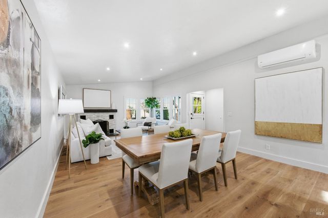 1123 Oak Ave, St. Helena, CA 94574