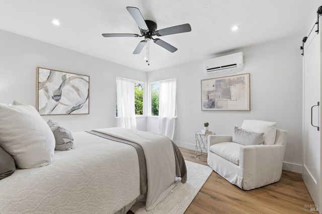 1123 Oak Ave, St. Helena, CA 94574