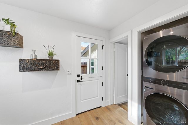 1123 Oak Ave, St. Helena, CA 94574