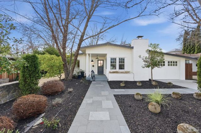 1123 Oak Ave, St. Helena, CA 94574