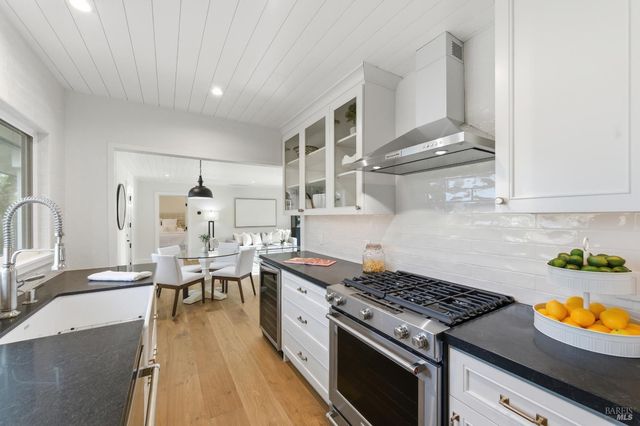 1123 Oak Ave, St. Helena, CA 94574