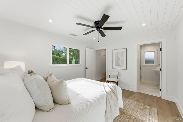 1123 Oak Ave, St. Helena, CA 94574