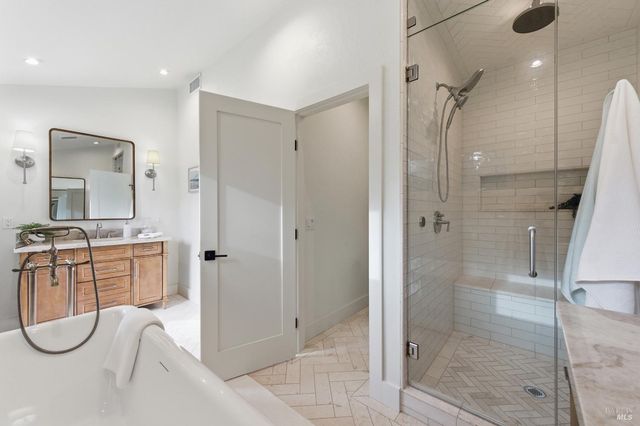 1123 Oak Ave, St. Helena, CA 94574