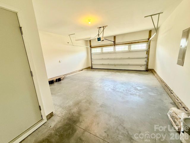 4909 Grace View Drive, Pineville, NC 28134