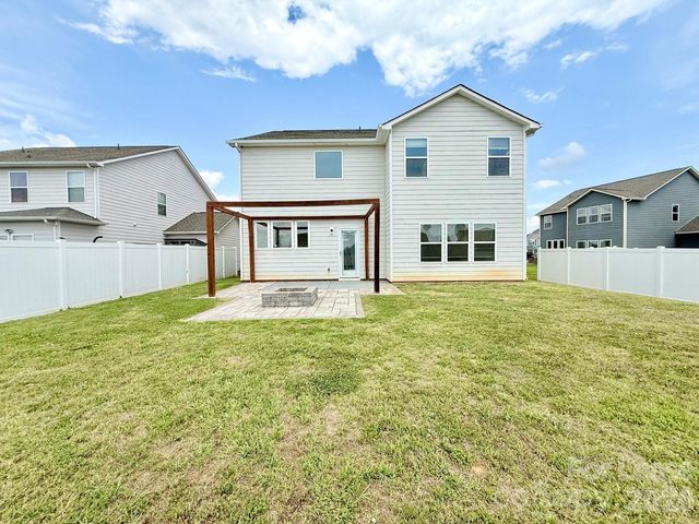 4909 Grace View Drive, Pineville, NC 28134