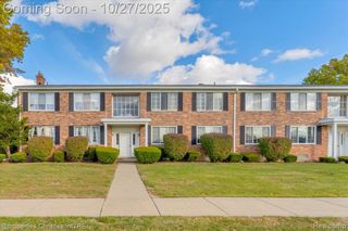29654 Hoover Road 129, Warren, MI 48093