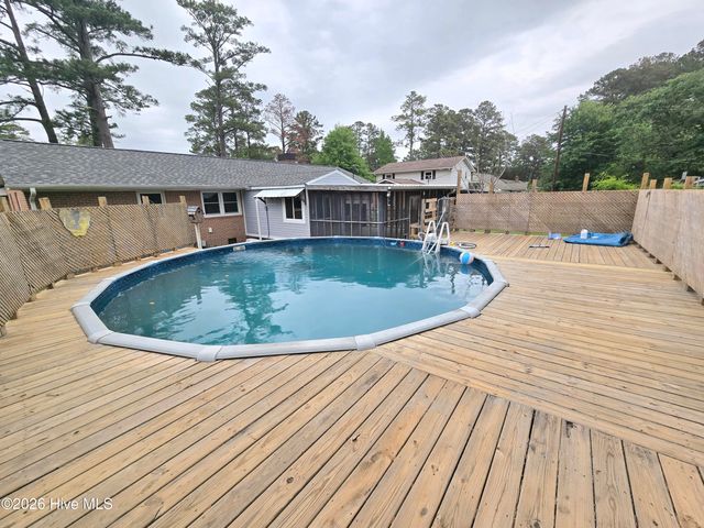 1018 Karen Drive, New Bern, NC 28562