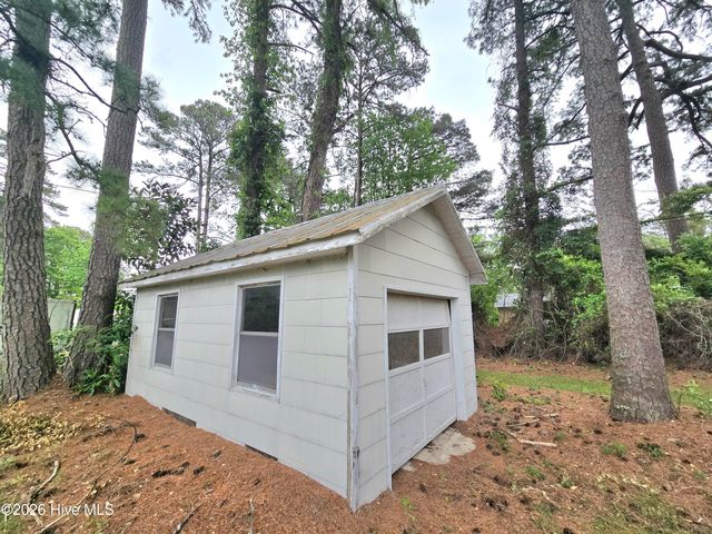 1018 Karen Drive, New Bern, NC 28562