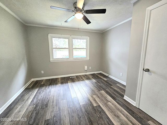 1018 Karen Drive, New Bern, NC 28562