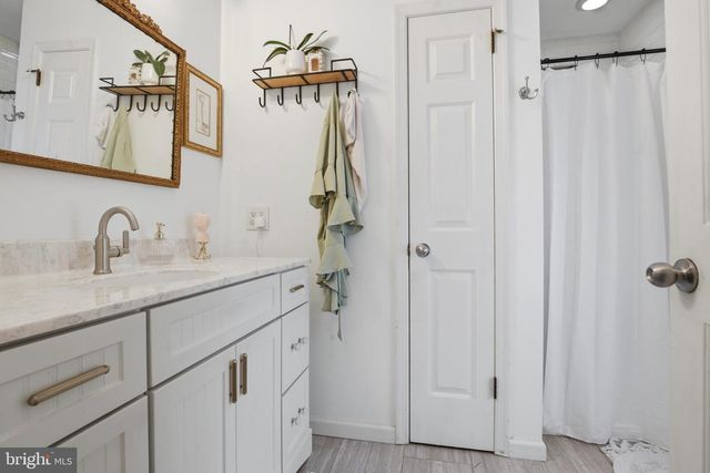 136 PACKHAM CT, Telford, PA 18969