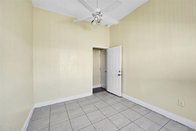 526 NW 15TH Way, Fort Lauderdale, FL 33311