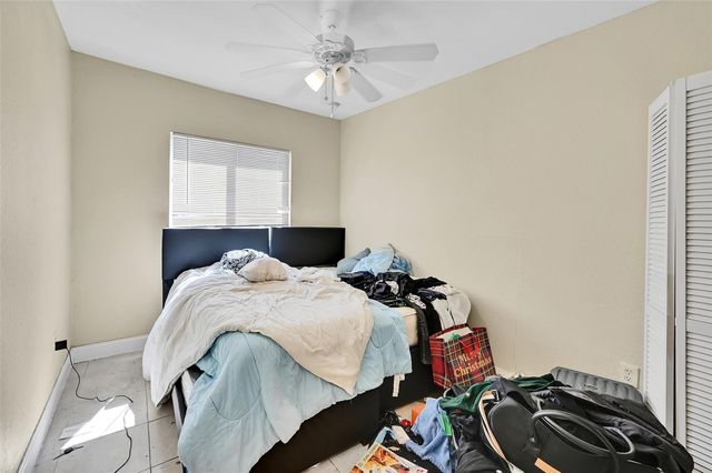 526 NW 15TH Way, Fort Lauderdale, FL 33311