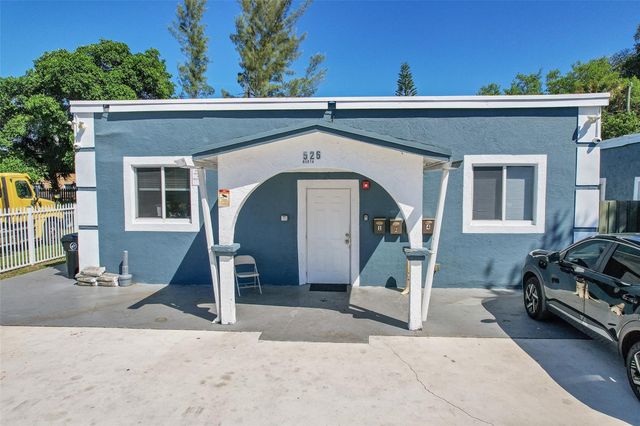 526 NW 15TH Way, Fort Lauderdale, FL 33311