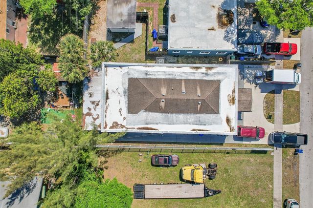 526 NW 15TH Way, Fort Lauderdale, FL 33311