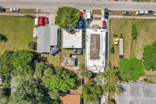 526 NW 15TH Way, Fort Lauderdale, FL 33311