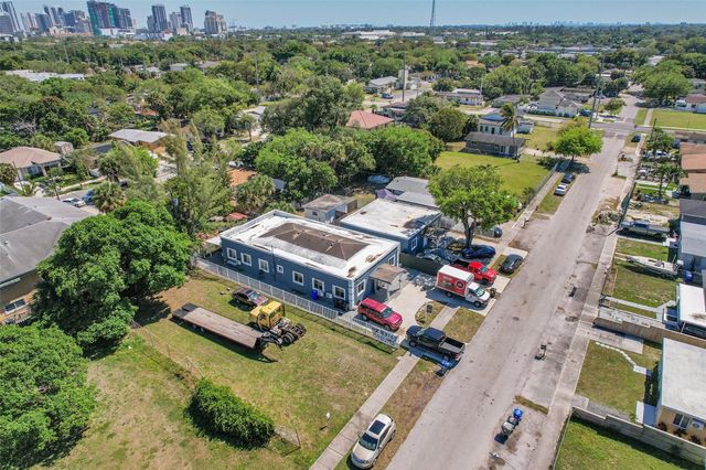 526 NW 15TH Way, Fort Lauderdale, FL 33311