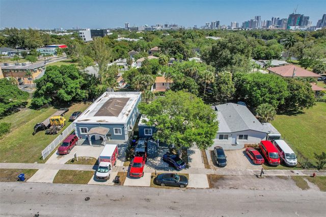 526 NW 15TH Way, Fort Lauderdale, FL 33311