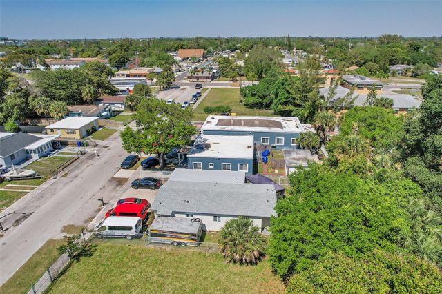 526 NW 15TH Way, Fort Lauderdale, FL 33311