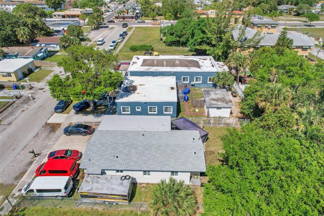 526 NW 15TH Way, Fort Lauderdale, FL 33311