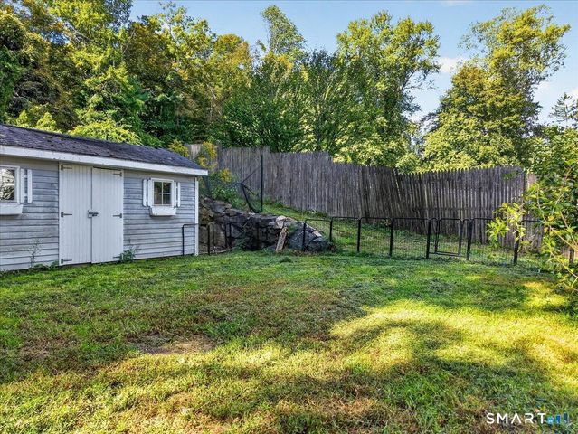 210 Maple Avenue, Montville, CT 06382