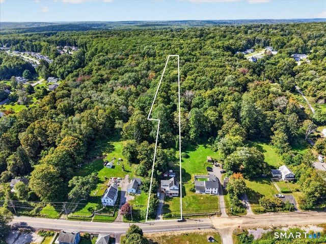 210 Maple Avenue, Montville, CT 06382