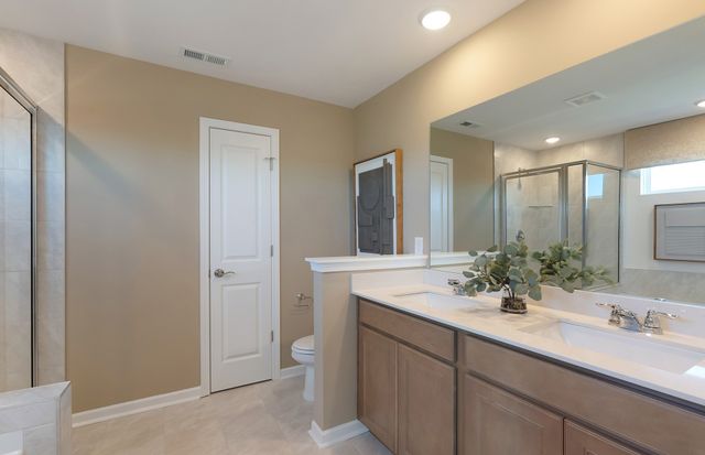 3265 Barrel Oak Pass, Columbia, TN 38401