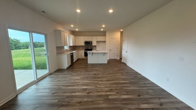 3265 Barrel Oak Pass, Columbia, TN 38401