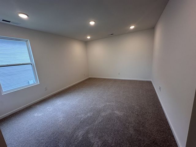 3265 Barrel Oak Pass, Columbia, TN 38401