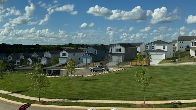 3265 Barrel Oak Pass, Columbia, TN 38401