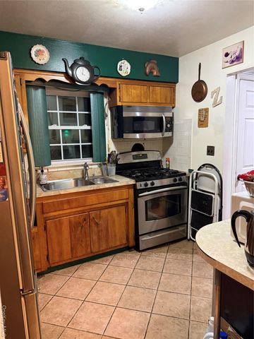 13639 220th Place, Laurelton, NY 11413